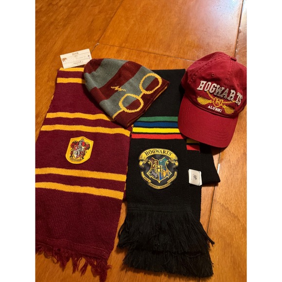 Harry Potter Other - Harry Potter Accessory Lot Gryffindor Scarf Hogwarts Hat Beanie 4pc Set